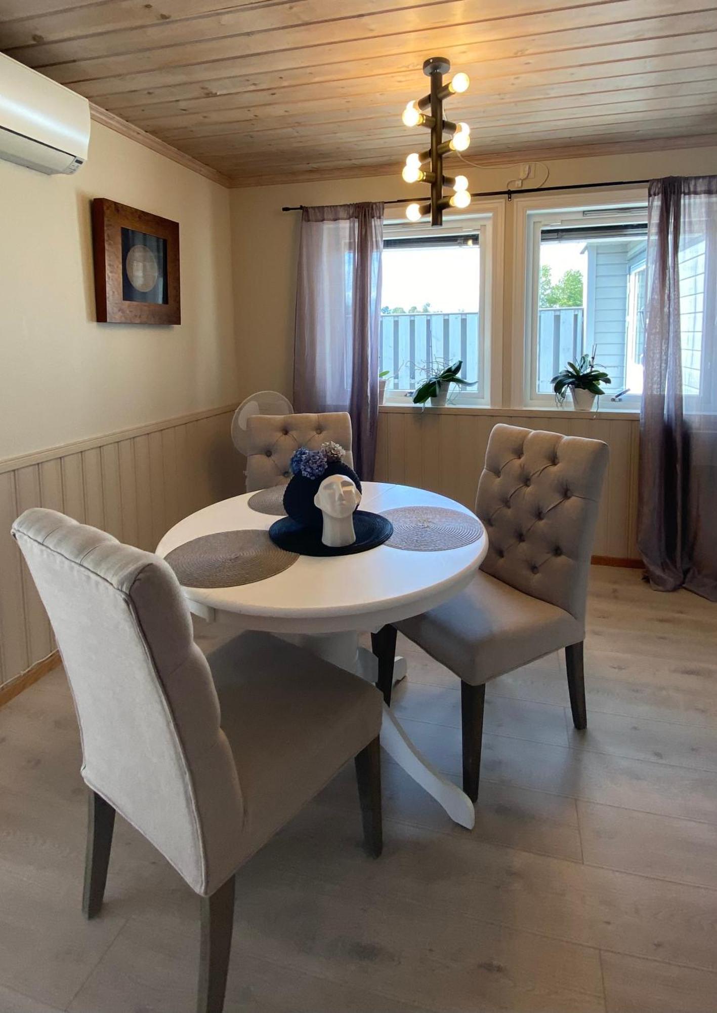 Villa Hyggelig Enebolig Pa Notteroy, Rett Ved Golfbane Esterno foto